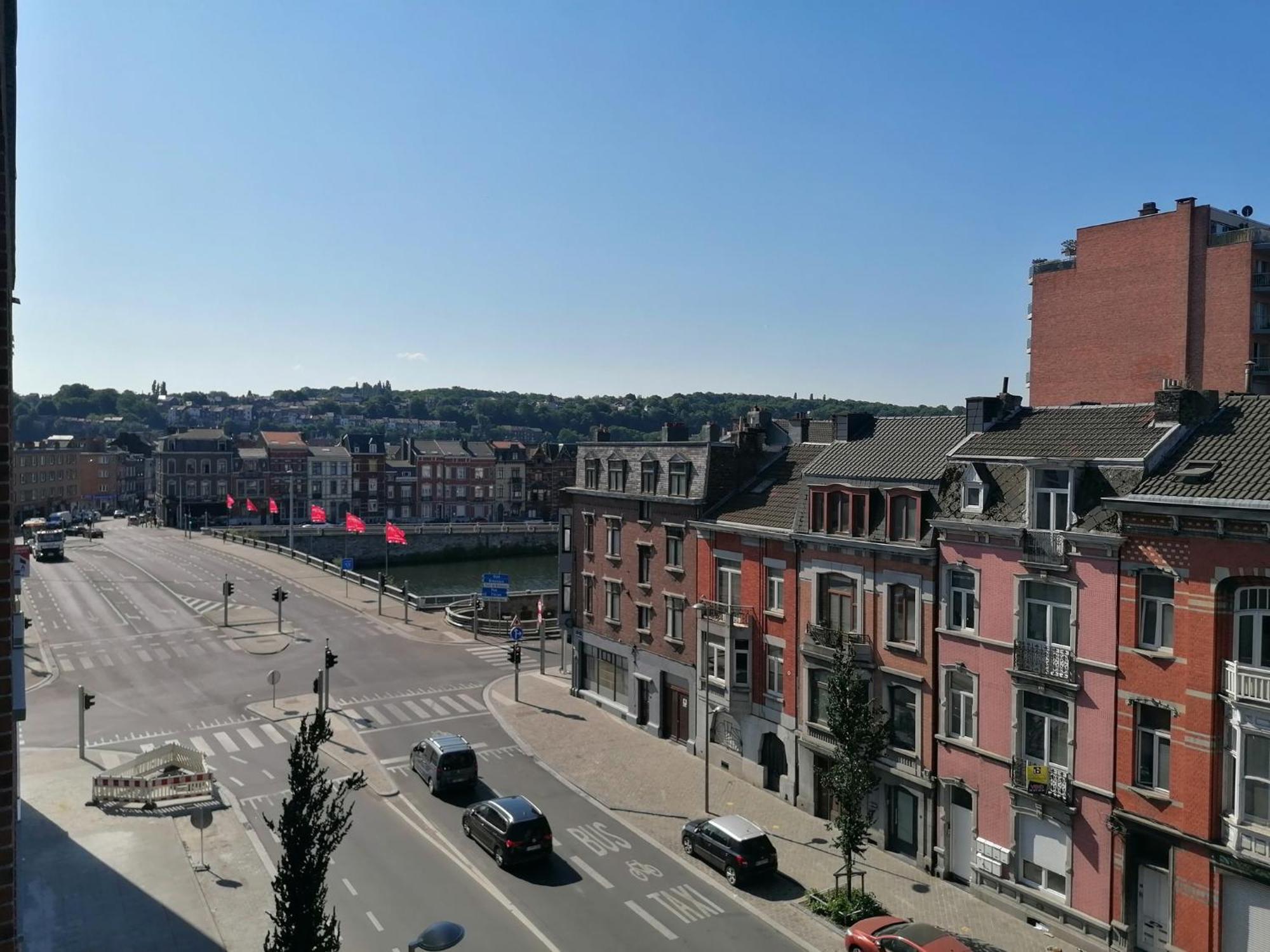Superbe Appartement Neuf Et Moderne A リエージュ エクステリア 写真