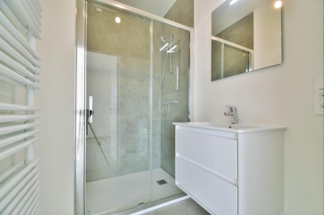 Superbe Appartement Neuf Et Moderne A リエージュ エクステリア 写真
